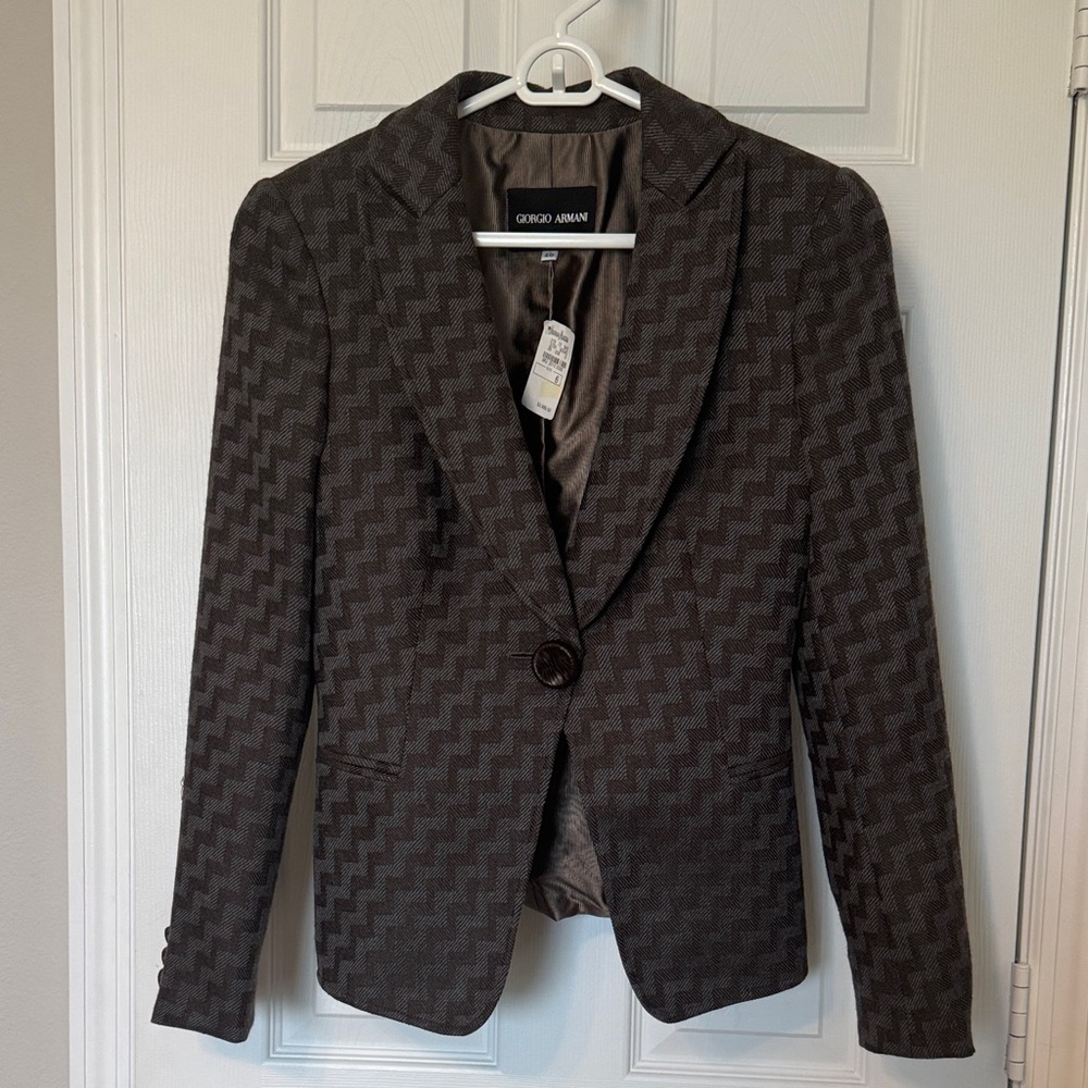 Giorgio Armani Women's Dark Brown Chevron Single-Button Blazer
